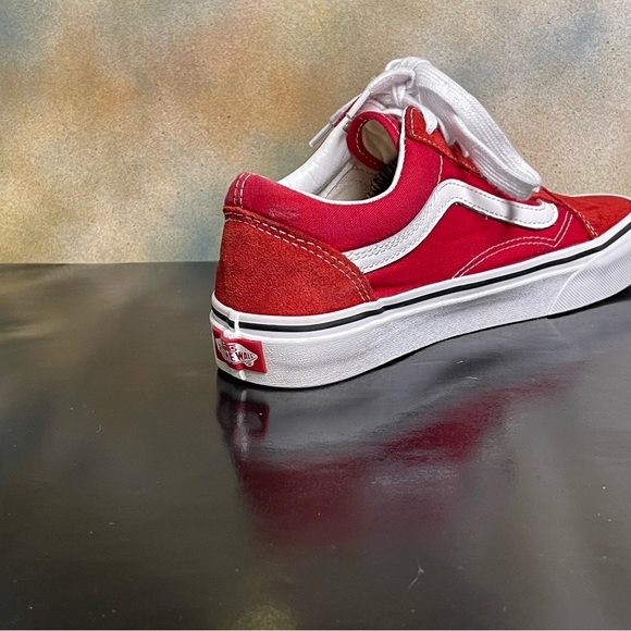 Vans Classic Red Women's Suede / Canvas Sneakers Size 7.5M - Picture 8 of 16